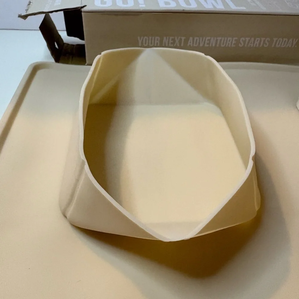NWT Maxbone GO! Portable Bowls